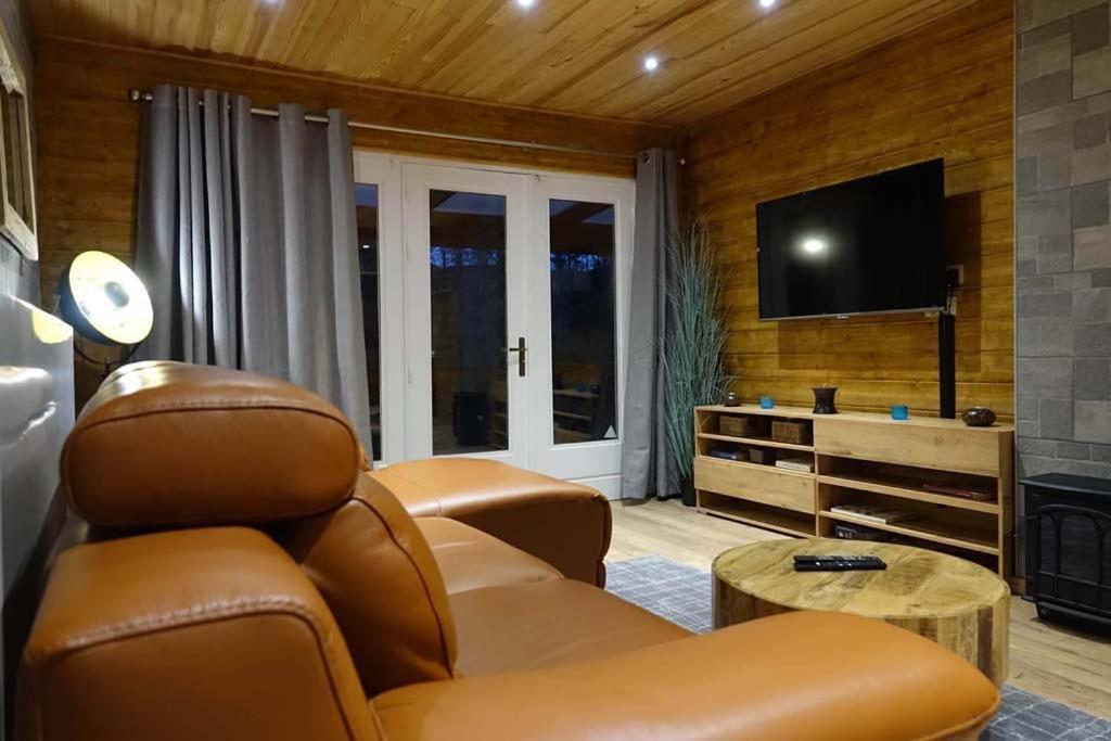 Le Chalet De Hermeton Hastiere-par-dela Екстер'єр фото