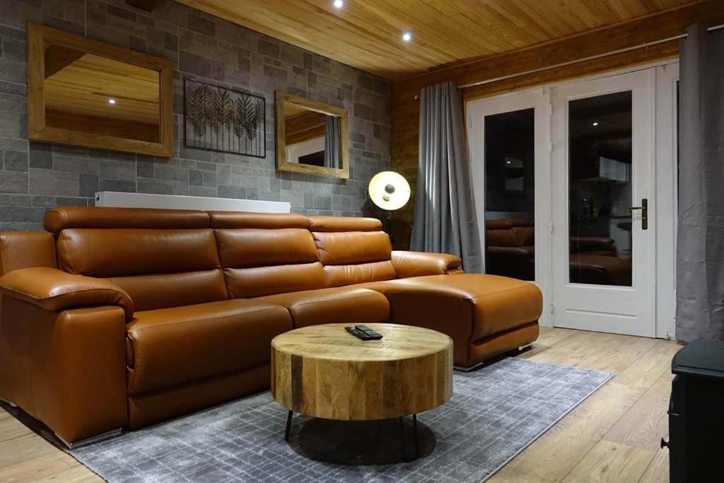Le Chalet De Hermeton Hastiere-par-dela Екстер'єр фото