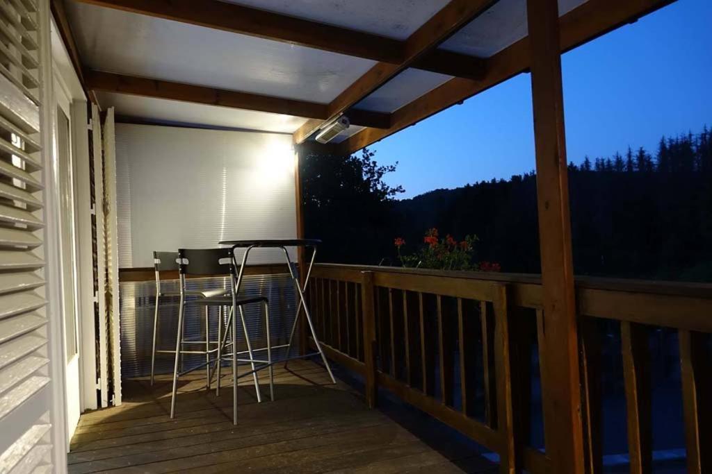 Le Chalet De Hermeton Hastiere-par-dela Екстер'єр фото